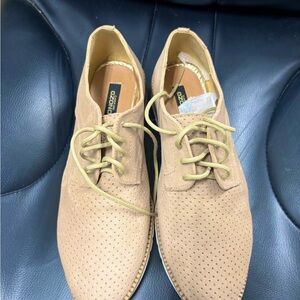Ozono Women Oxford Sneakers Size 8.5 Beige